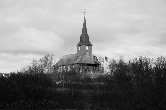 Foto av Kautokeino kirke.