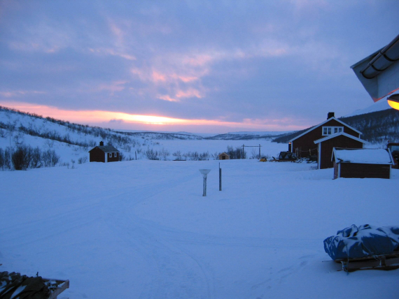 Foto av plassen Joatka om vinteren.