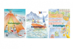 Bilde av tre samiske skolebøker.